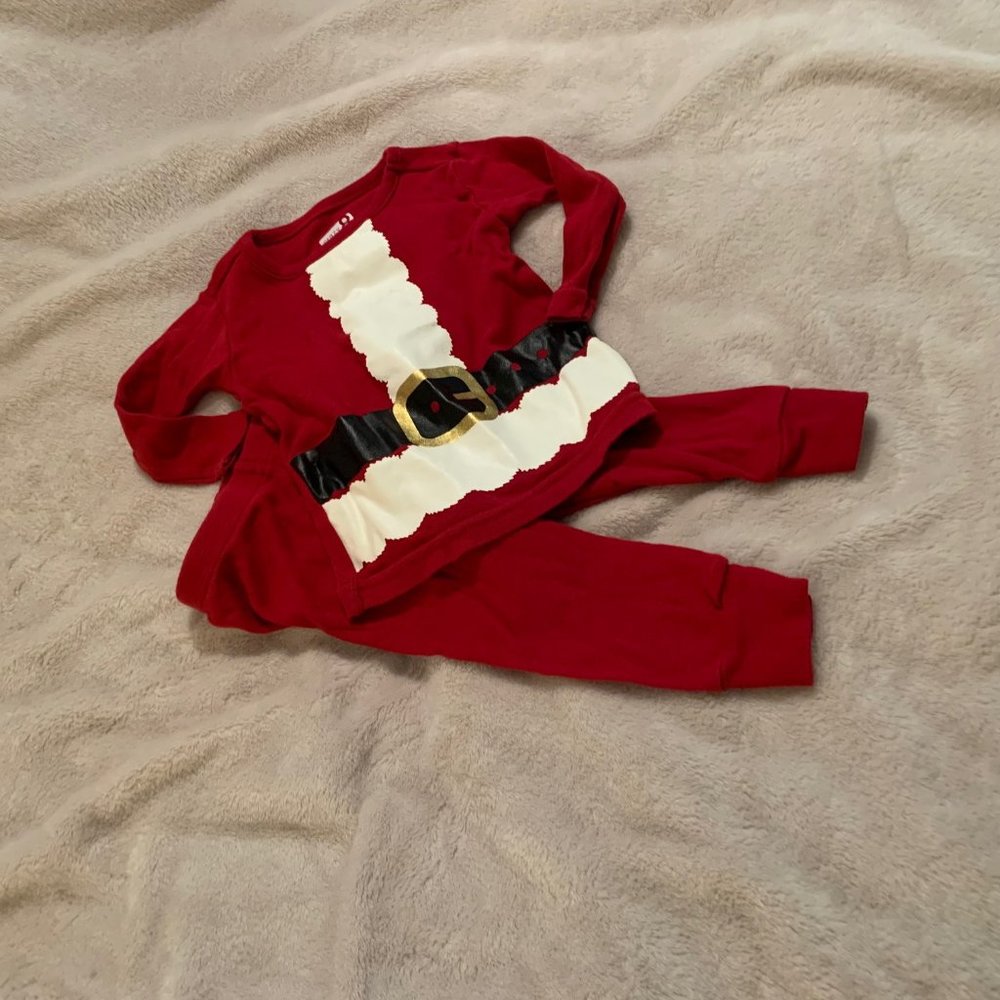 Crazy 8 Two Piece Santa Set Size 6 to 12 Months